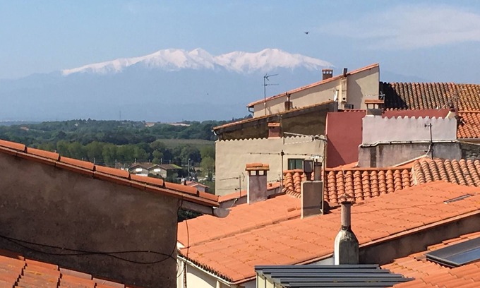 Elne Casa | Encantadora casa en el centro histórico de Elne con vistas