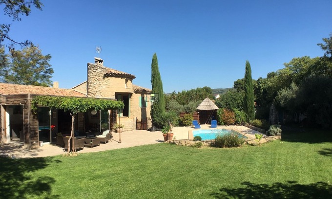 Lambesc Villa | Charming house in Provence near Aix en Provence and Marseille