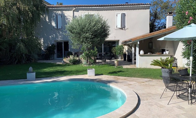Chateauvert Casa | Charming house in the Chateauvert district in the center of town + swimming pool