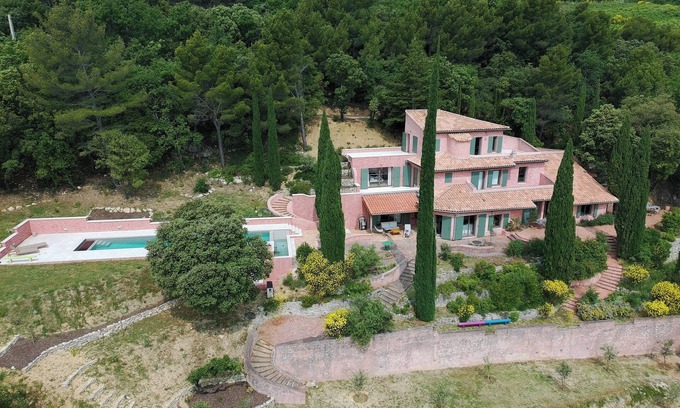 Suzette Casa | Charming house in the Dentelles de Montmirail. Ideal for recharging your batteries!