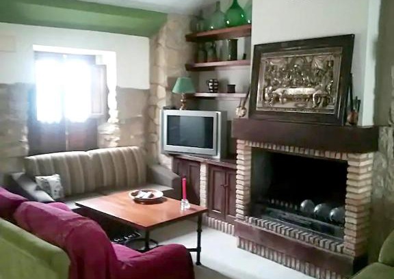 Úbeda Casa | Charming house in Úbeda + pool