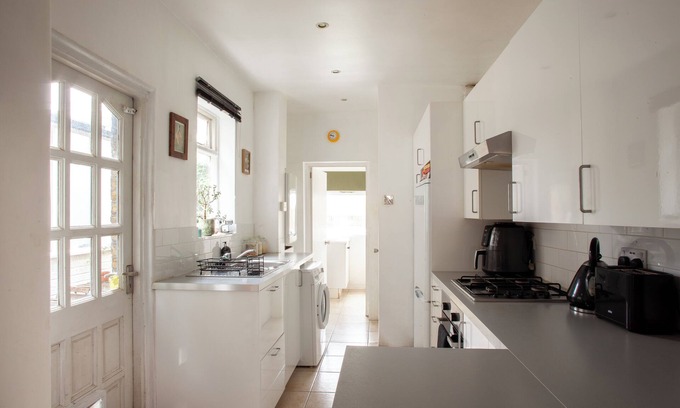 Hoe Street Casa | Charming House in Walthamstow Village