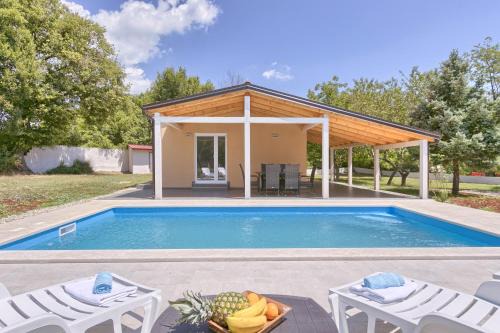 Valtura Casa | Charming House Noelene