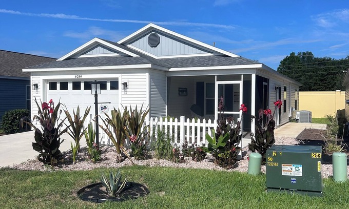 Wildwood Casa | Charming house with WiFi, AC and golf cart in The Villages