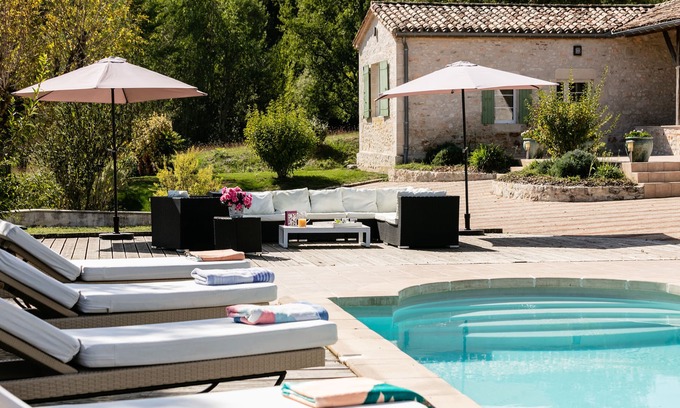 Monflanquin Casa | Encantadora casa con piscina y jacuzzi.