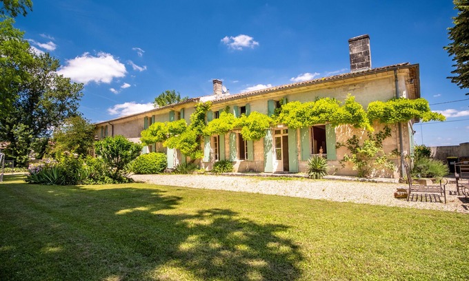 Lussac Casa | Charming house with large heated swimming pool near Saint-Emilion