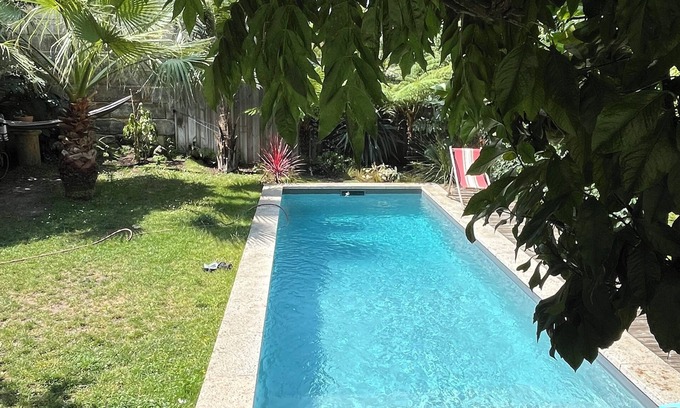 Saint Seurin - Fondaudege Casa | Charming house with swimming pool
