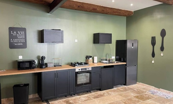 Monteux Casa | Charming house with swimming pool