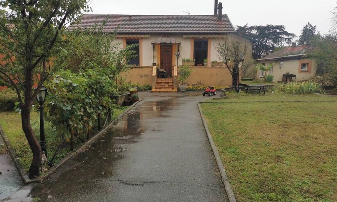 Meyzieu Nord Ouest Casa | Charming house within walking distance of Grand-Large and all amenities