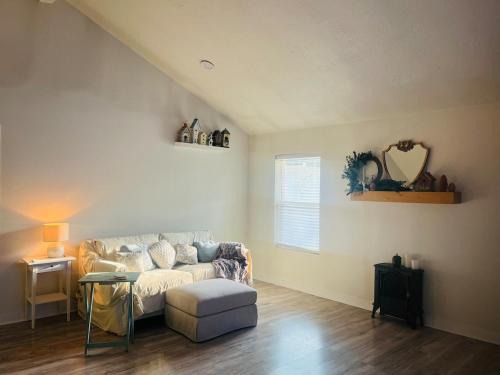 Spring Casa | Charming House18 min IAH-TheWoodlands