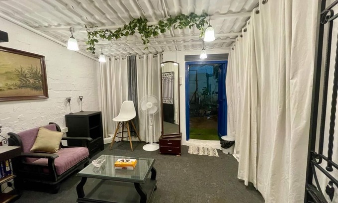 Pali Hill Cabaña | Charming Independent Cottage at Carter road, Bandra, Mumbai