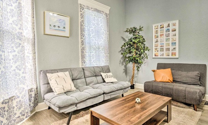 Windsor Park Casa | Charming Indianapolis Home about 3 Mi to Downtown