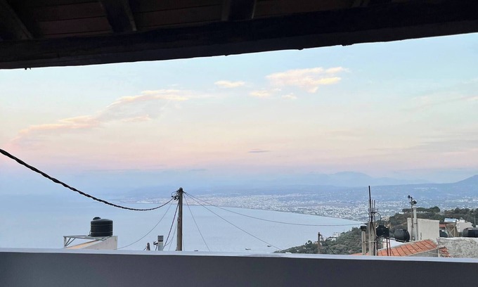 Rodhia Casa | Apartamento con encanto en Iraklio con entrada privada y vistas impresionantes