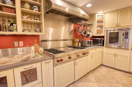 Ketchum Casa | Charming Ketchum Cottage with Gourmet Kitchen