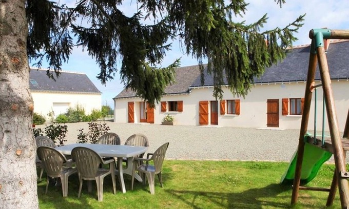 Saint-Laurent-de-Lin Cabaña | Casa rural familiar en el corazón de los Castillos del Loira con jardín privado y WIFI