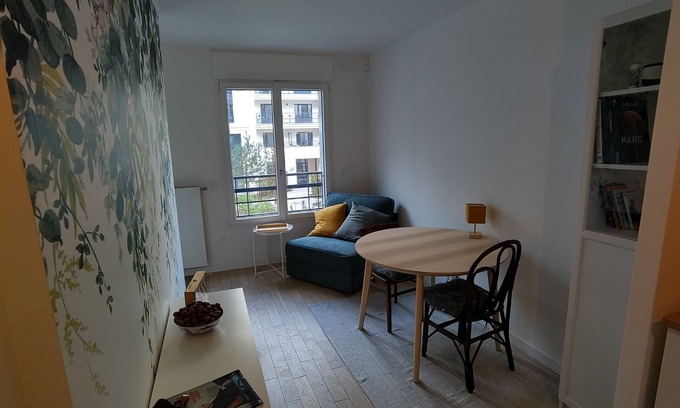 Les Puces de Saint-Ouen Apartamento | Charming love cocoon of 34 m²