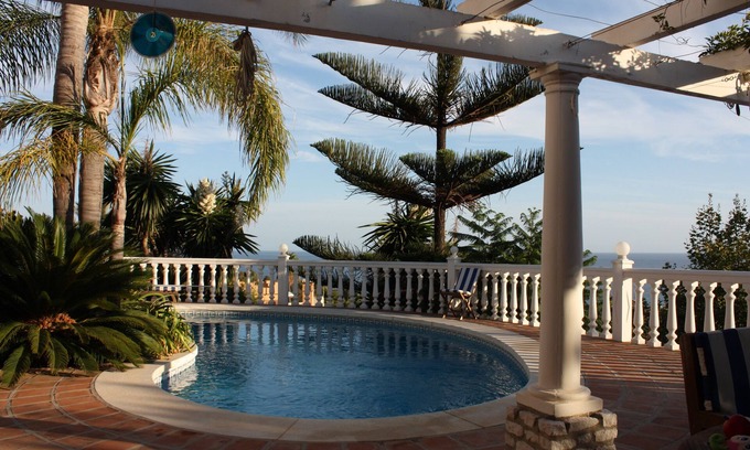Mijas Cabaña | Encantadora casa de campo La Casita 2/3 pax con jardín privado piscina relajante