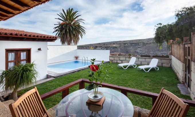 Arico el Nuevo Cabaña | Casa La Jara en Arico Nuevo: Encantador retiro rural en Tenerife con v