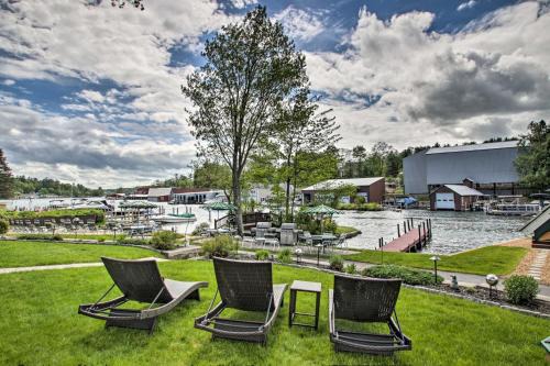 Laconia Casa | Charming Laconia Cottage Walk to Weirs Beach