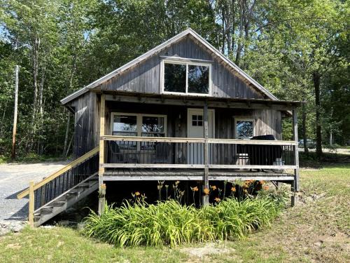 Burnham Casa | Charming Lakefront Cabin with Beach Access, Firepit & Kayaks in Burnham, Maine