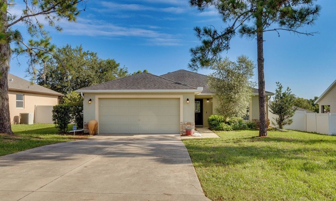 Leesburg Casa | Charming Leesburg Getaway w/ Screened Porch!