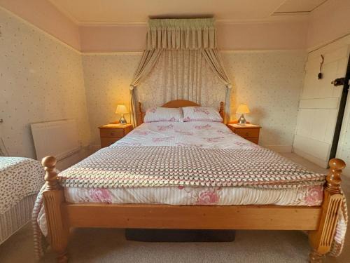 Aldbrough Casa | Charming Lilac Cottage, Aldbrough, East Yorkshire