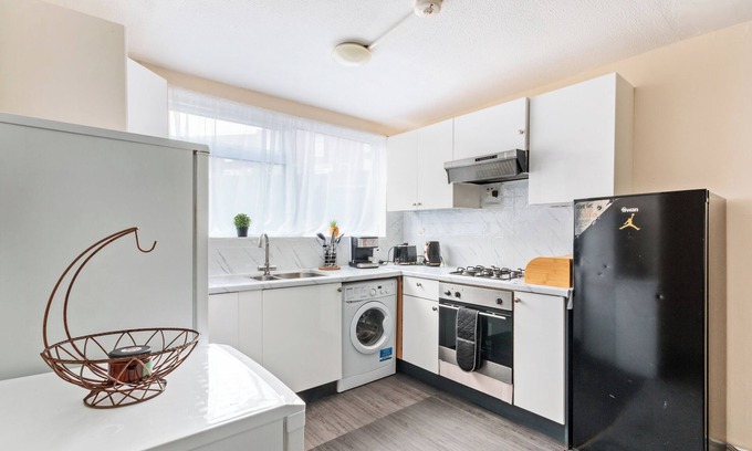 Woolwich Casa | Charming London House With 3 Bedrooms Near O2arena