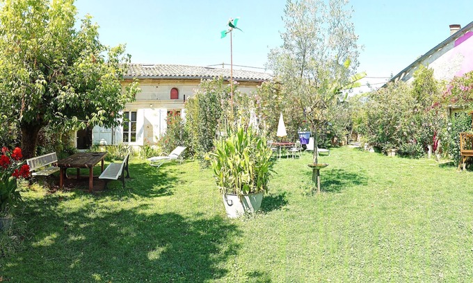 Gauriaguet Casa | Charming longère sleeps 15 with indoor pool