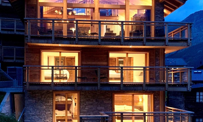 Saas-Fee Chalet De Esquí | Charming Luxury Chalet Engedi