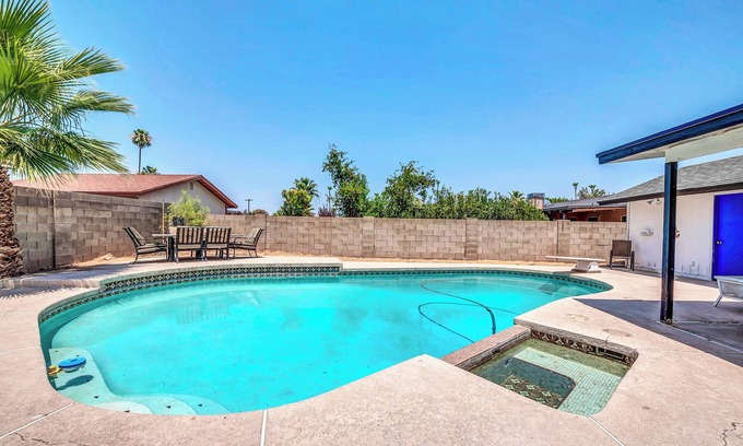 Mesa Casa | Charming Mesa Retreat on quiet Cul-De-Sac with Pool & Pet Friendly