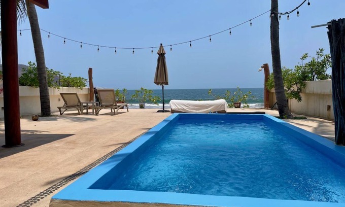 Barra de Potosí Casa | Charming Mexican Villa with 4 Bungalows WiFi and AC in lovely Barra De Potosi