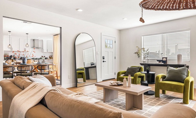 View Park-Windsor Hills Casa | Charming Modern LA Gem Fully Furnished-Perfect for Long Stay