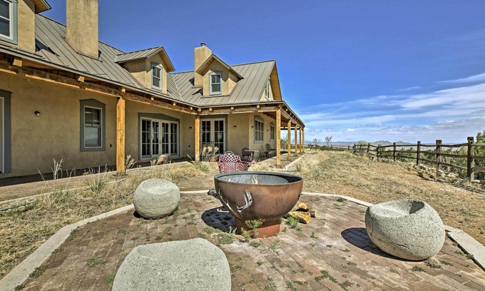 Cerrillos Casa | Epic Mountain Estate w / Views - ¡Al sur de Santa Fe!