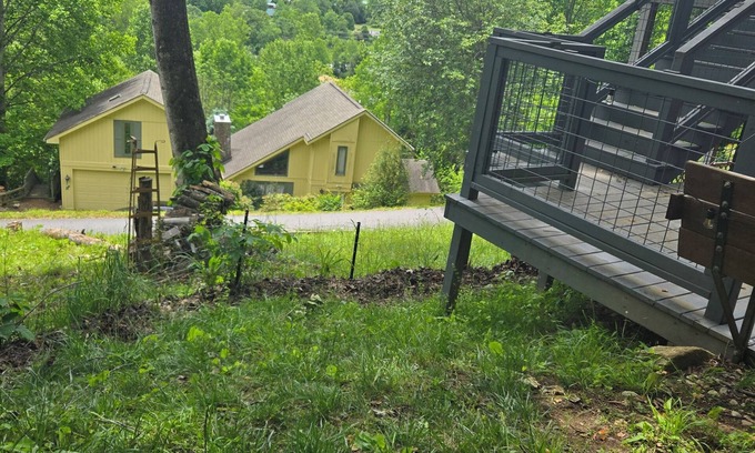 Valley Creek Run Casa | Charming Mountain Retreat in Maggie Valley