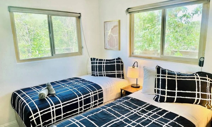 Reno Apartamento | Charming Nest / Sleeps 3