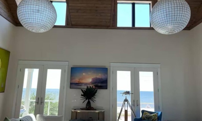 Waveland Casa | Charming, newly built, beachfront 3-bedroom house in wonderful Waveland
