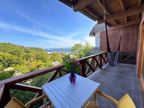San Agustinillo Apartamento | Charming Ocean View Apartment, Casa Xochi