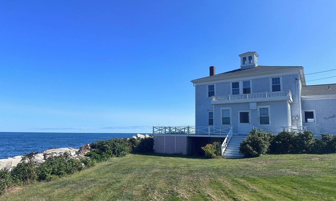Granite Point Casa | Charming oceanfront retreat, where time slows down and memories are made.