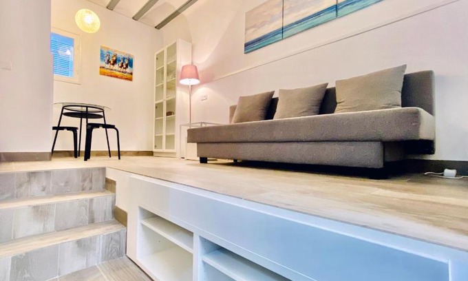 Las Acacias Apartamento | Charming Paseo de los Olmos