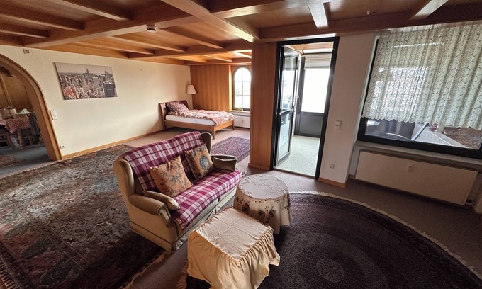 Schwere-Reiter-Straße Apartamento | Charming penthouse apartment