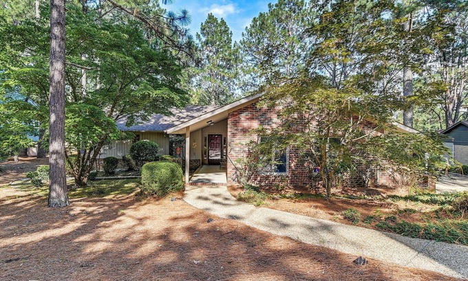 Pinehurst Casa | Charming Pinehurst Getaway w/ Golf Course View!
