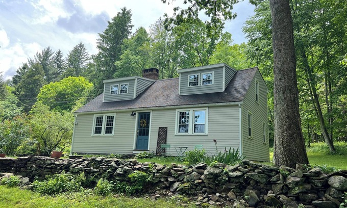 Washington Depot Cabaña | Charming, private 2-bedroom cottage on classic New England farm in Washington CT