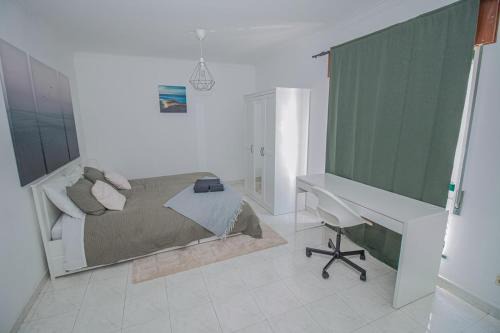 Faro Apartamento | Charming Private Rooms in an Apartment A1 Penha - Faro