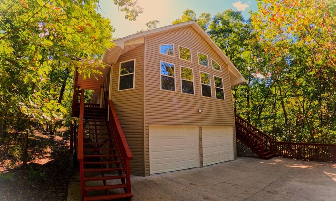 Camdenton Casa | Charming Private Setting Tree House, Fully Immersed In Nature On 2+ Acres