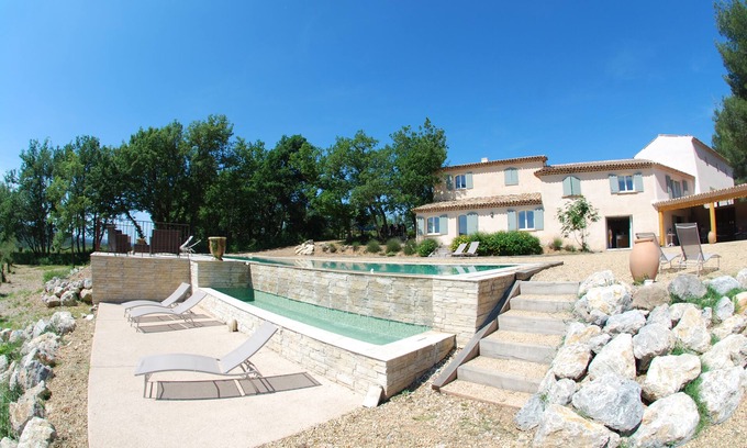 Grambois Villa | Propiedad con encanto, spa y piscina de 16.5m en un sitio excepcional