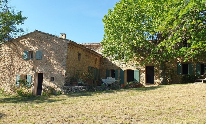 Lioux Casa | Charming Provencal farmhouse, swimming pool, nature and calm