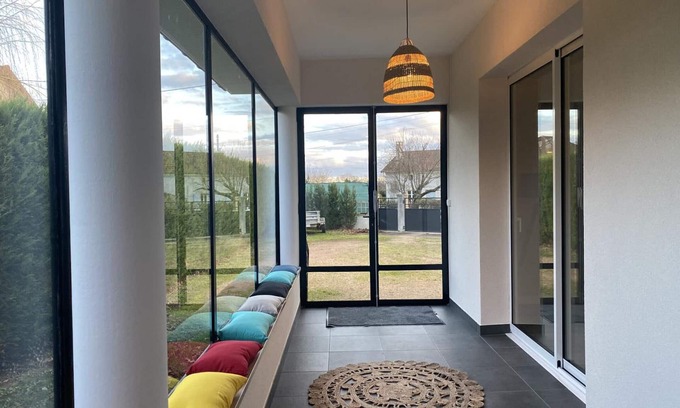Brout-Vernet Cabaña | Pabellón Moderno y Renovado con Jardín, Ideal para Familias y Niños, Cerca del Centro de Broût-Vernet