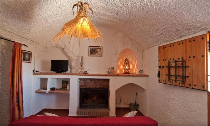 Gorafe Casa | Charming rental with shared pool in Gorafe