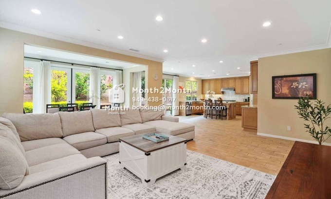 Irvine Casa | Charming Retreat at Crestwick: Your Perfect Summer Getaway Awaits! #7572