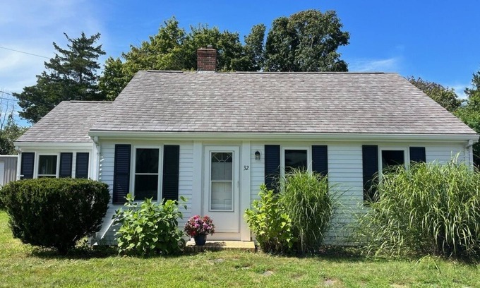 East Falmouth Casa | Charming Retreat - Central A/C, Firepit, Walk to Downtown